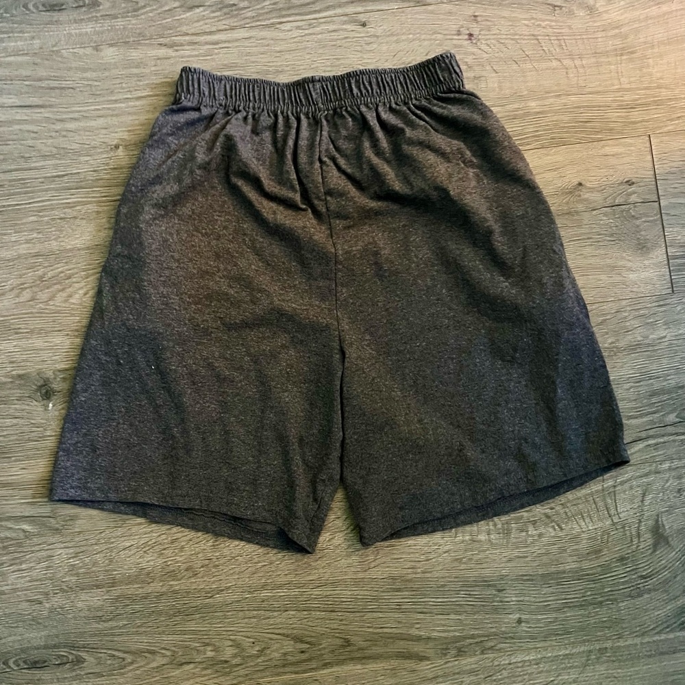 Hanes Youth Large Dark Gray Knit Shorts EUC - Picture 2 of 4